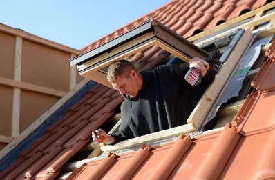 Pose de fenêtres de toit Velux au Val-Saint-Père